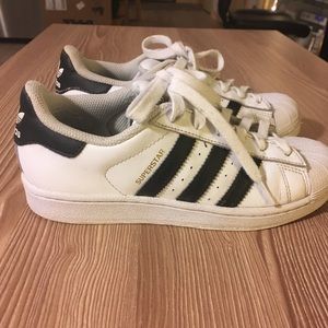 Adidas Superstar Sneakers
